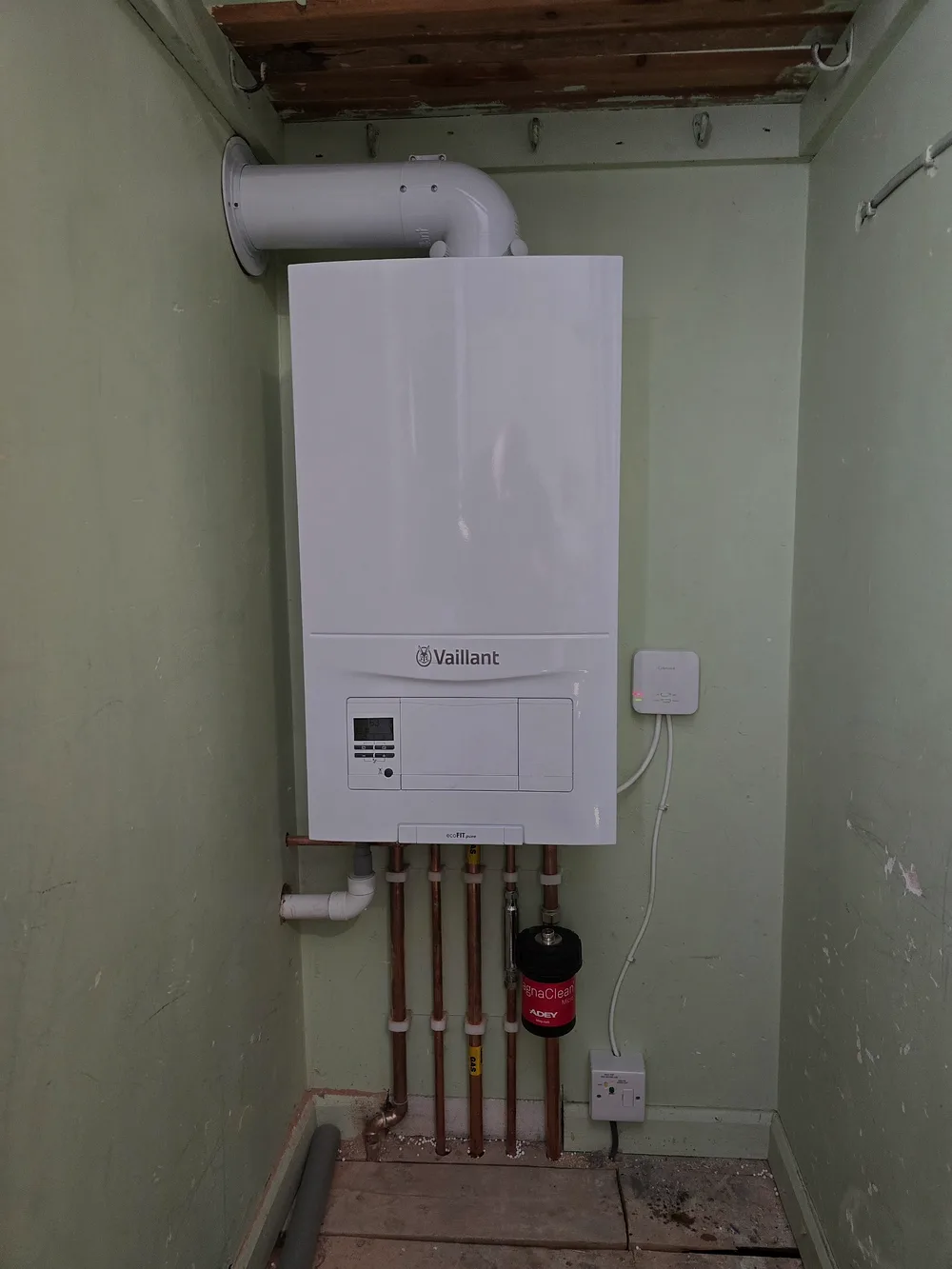 New Vaillant boiler installed by Forge Climate in Desford, near Market Bosworth